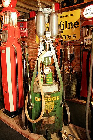 SATAM CHARIOT PUMP - click to enlarge